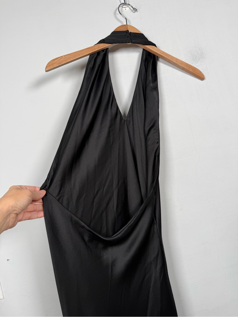 Show Me Your Mumu Jasmine Halter Maxi Dress Luxe Satin Size S Great Condition - Picture 6 of 12
